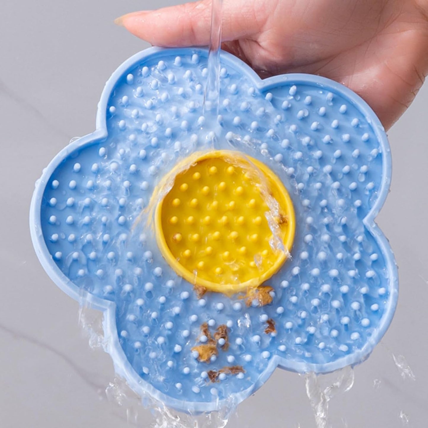 Cat Lick Mat – Silicone Slow Feeder Pad with Suction Cups for Calm Mealtime